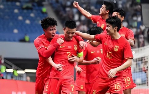 开云-意外！他在国安效力时被批评踢球不动脑子，如今却转型成本土名帅